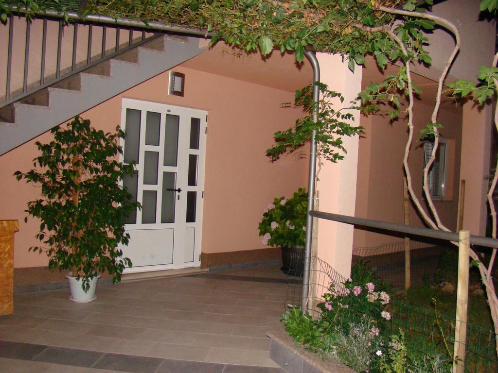 Apartments Ledic Крвавіца Екстер'єр фото